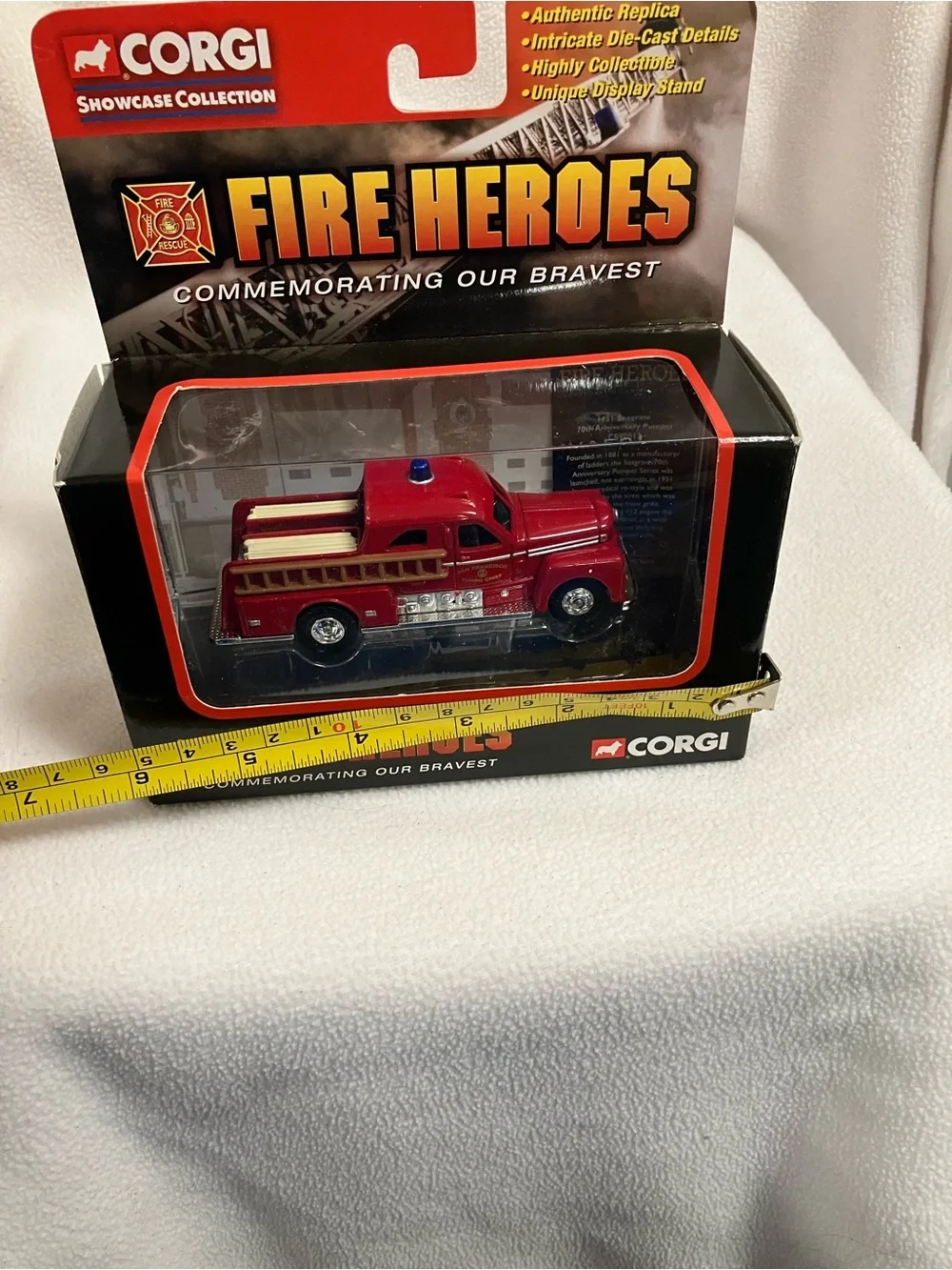 Corgi Fire Heroes 1951 Seagrave Sedan Pumper Truck San Francisco die-cast NIB
